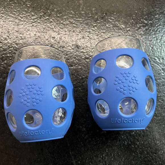 Lifefactory Blue Wine Glasses – Set of 2 – Short Style - Picture 5 of 6